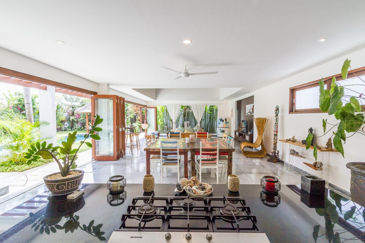 Villa Pierrot Seminyak  Exterior photo
