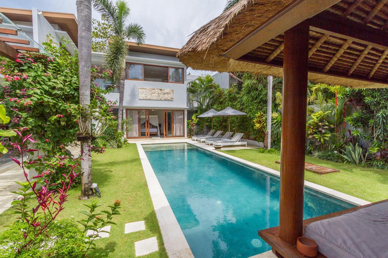 Villa Pierrot Seminyak  Exterior photo